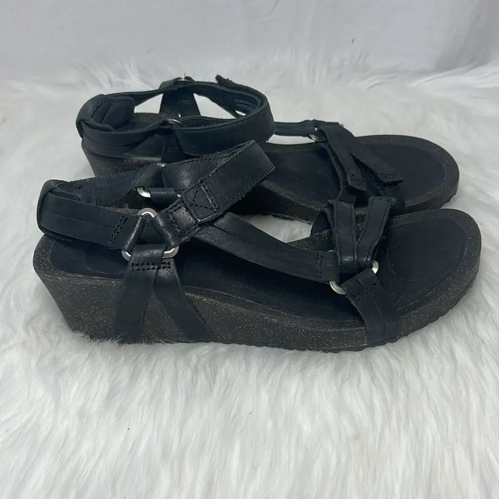 Teva Ysidro Black Leather Wedge‎ Strappy Sandals Sz 8
